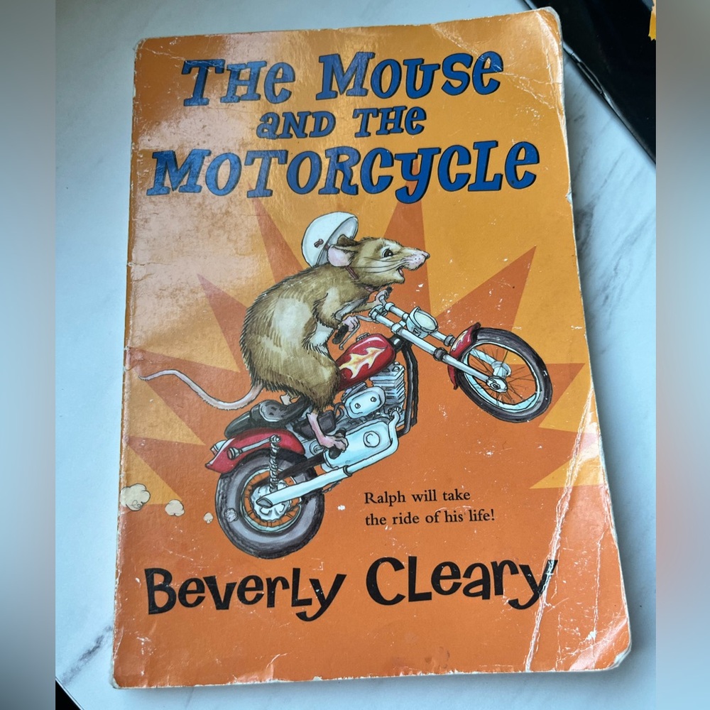 The Mouse and the Motorcycle by Beverly Cleary Kids Chapter Book Ralph S Mouse